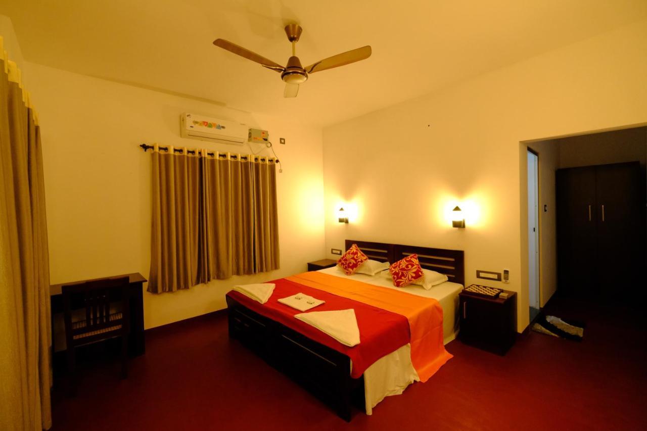 Marari Ebin Charlys Mararikulam Exterior foto
