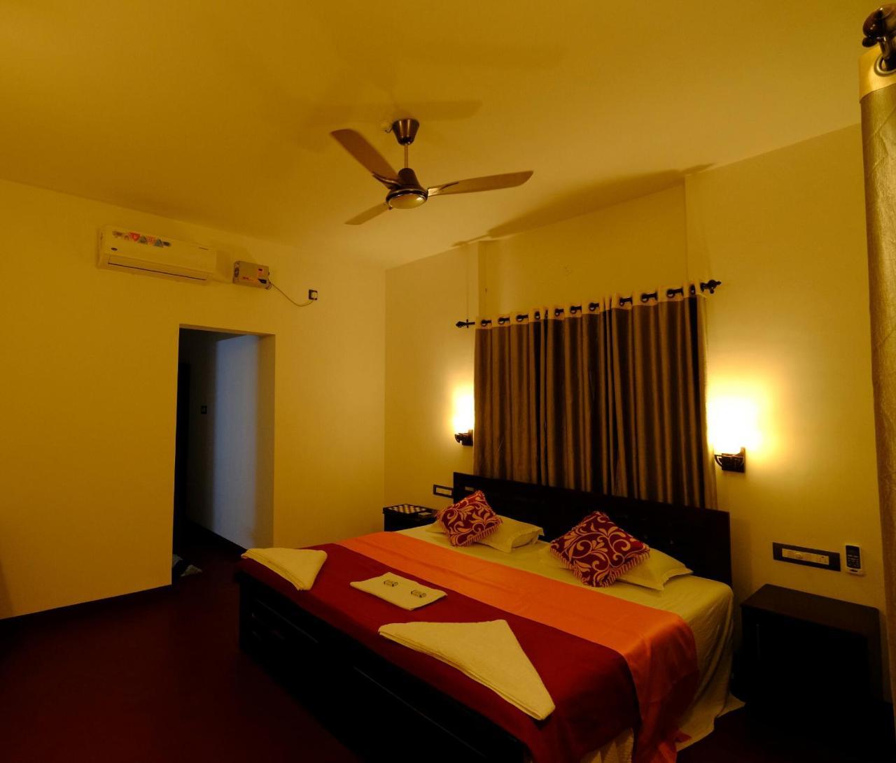 Marari Ebin Charlys Mararikulam Exterior foto