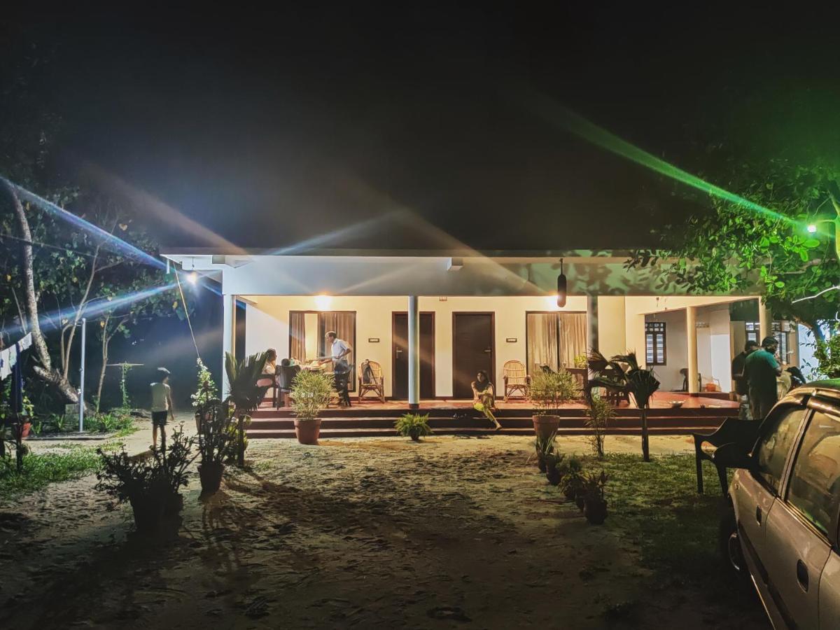 Marari Ebin Charlys Mararikulam Exterior foto